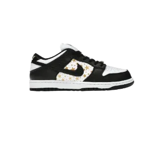 Supreme SB Dunks