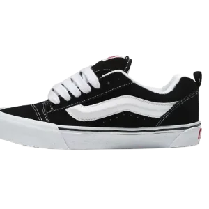 VANS KNU SKOOL